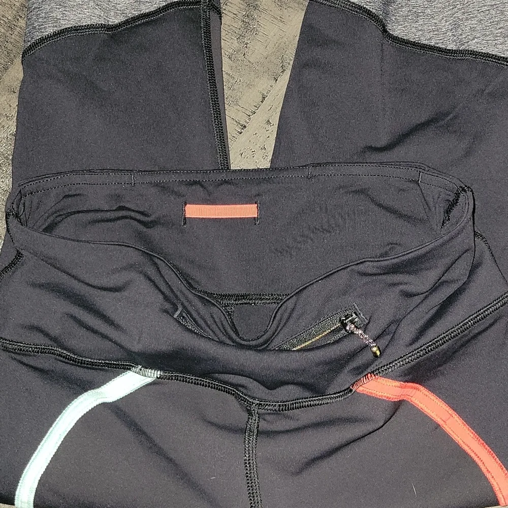 Lululemon Pedal to the Medal Leggings - Picture 6 of 9